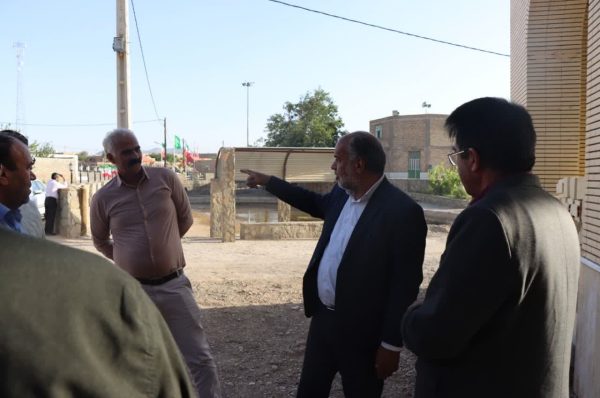 بازدید محمد رضا صباغیان با همراهی معاون فرماندار و بخشدار از روستای سنجدک شهرستان بهاباد با هدف بررسی مشکلات روستا