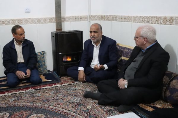 نشست #محمد_رضا_صباغیان با دهیار و اعضای شورای اسلامی روستای آسفیج