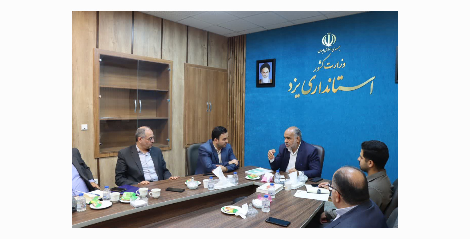 نشست محمد رضا صباغیان با اعضای اندیشکده حکمرانی استان یزد