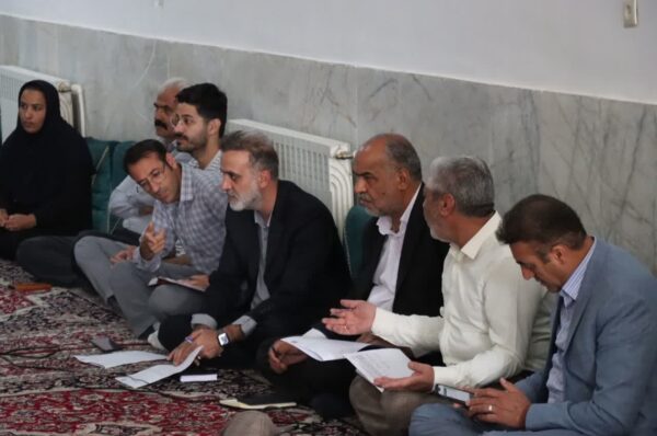 برگزاری جلسه کارگروه توسعه بخش مرکزی شهرستان بهاباد با هدف بررسی مسائل و اولویت‌های روستاها