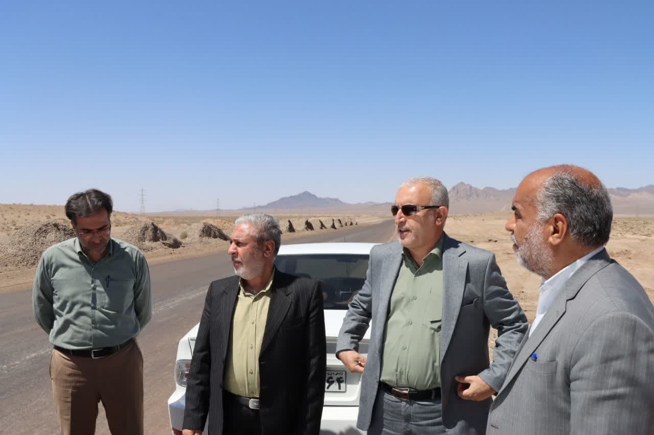 بازدید محمد رضا صباغیان از پروژه جاده بهاباد – چادرملو – معدن چاهگز