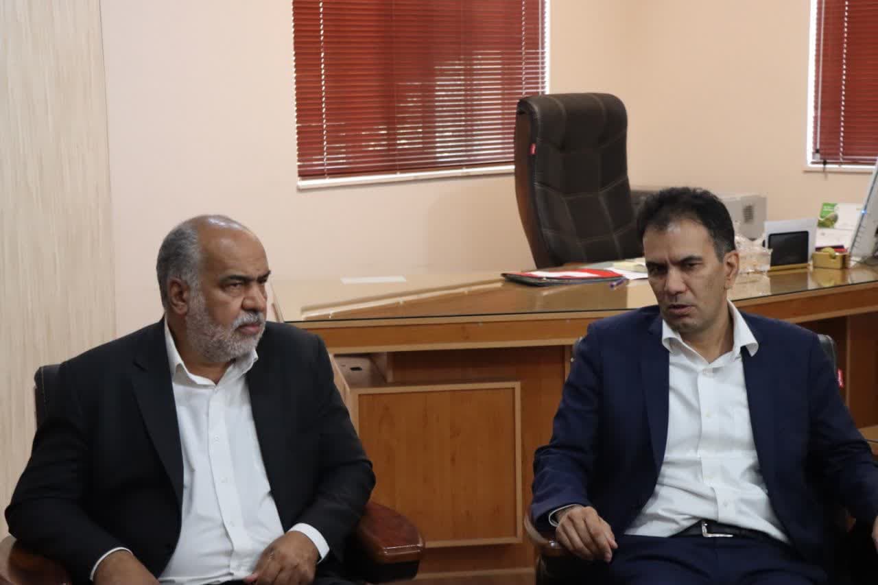 نشست محمد رضا صباغیان با مدیر کل فنی و حرفه ای استان یزد