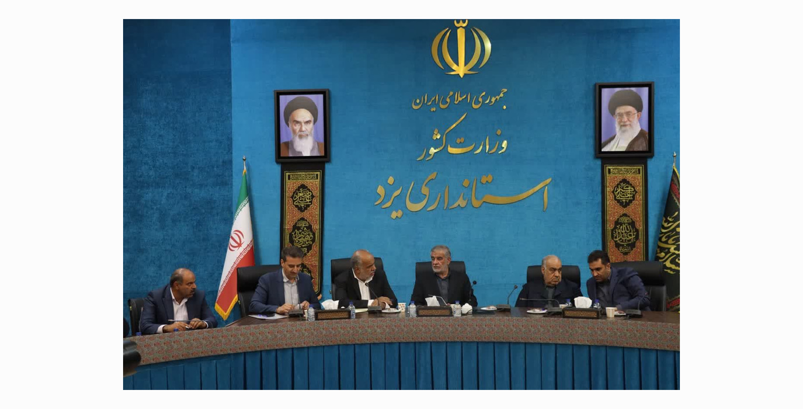 نشست جمع‌بندی راه‌های استان یزد و حوزه انتخابیه مهریز با حضور معاون وزیر راه برگزار شد