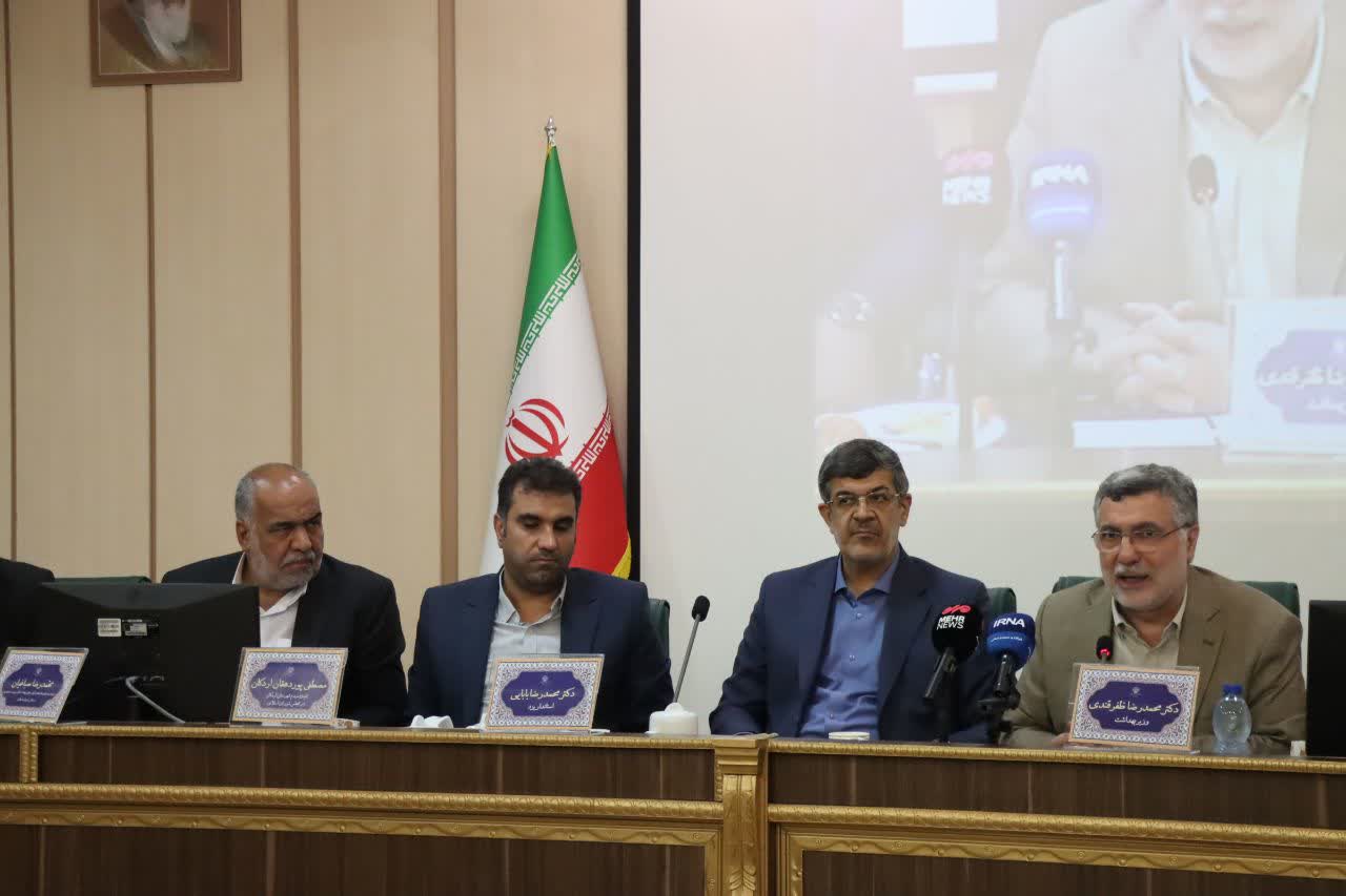 نشست مشترک وزیر بهداشت، درمان و آموزش پزشکی کشور با جمعی از مسئولان سیاسی و سلامت استان یزد 