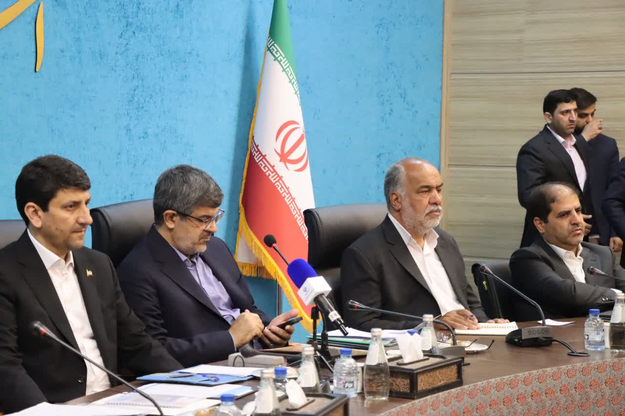 در پایان جلسه شورای برنامه‌ریزی استان یزد، نشست دوجانبه‌ای میان محمد رضا صباغیان نماینده مردم در مجلس شورای اسلامی و دکتر هاشمی وزیر ارتباطات کشور برگزار شد.