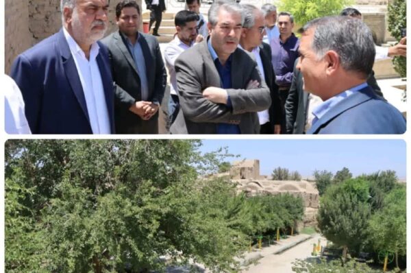 بازدید محمد رضا صباغیان با همراهی بهروز ندائی معاون توسعه مدیریت و منابع وزارتخانه میراث‌فرهنگی، گردشگری و صنایع‌دستی کشور از پارک روستای هرابرجان شهرستان مروست