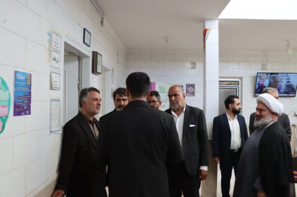 بازدید از مرکز بهداشتی درمانی روستای اسفندآباد شهرستان ابرکوه