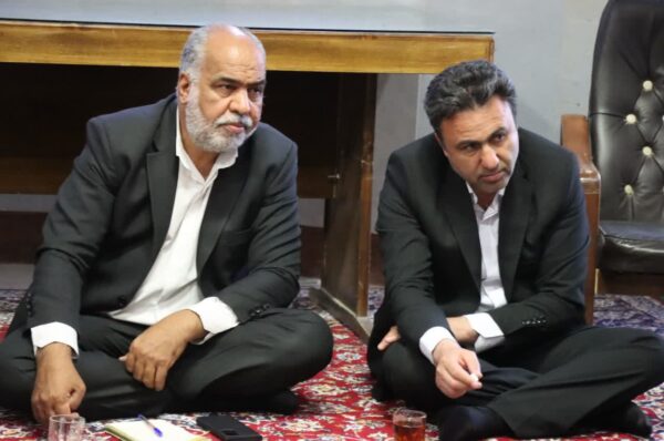 نشست محمدرضا صباغیان با اعضای کمیسیون کشاورزی شهرستان خاتم