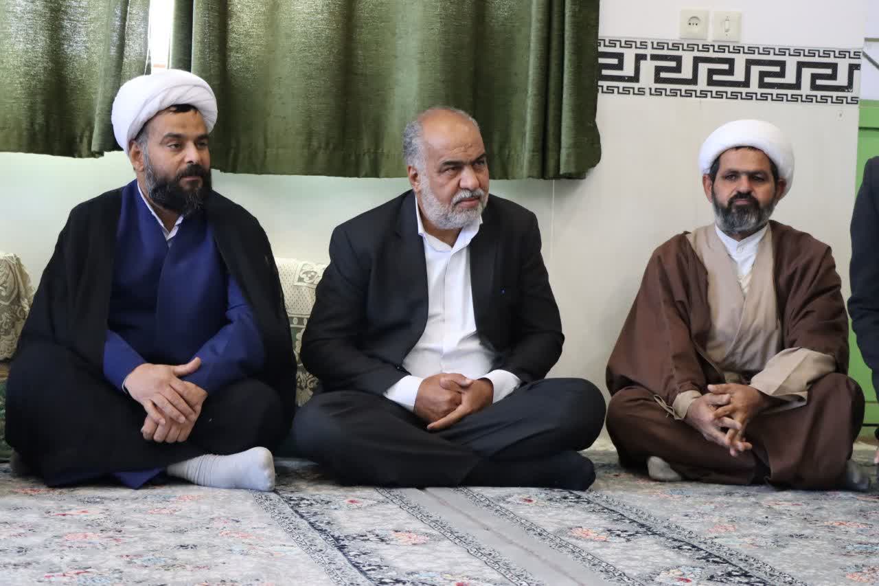 بازدید محمدرضا صباغیان از روستای دوقله شهرستان بهاباد