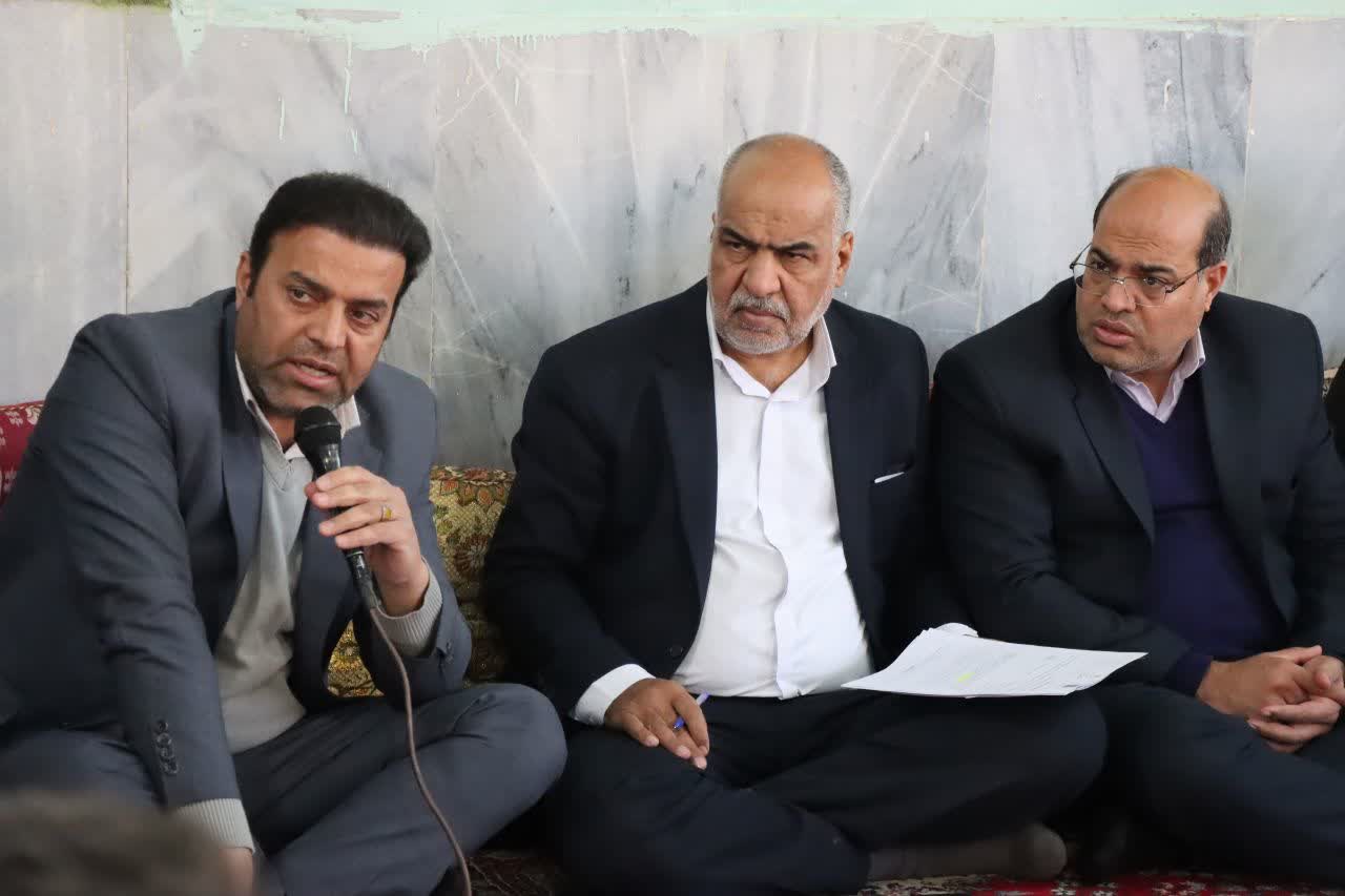 برگزاری جلسه کارگروه توسعه بخش در دهستان ارنان، روستای سرو شهرستان مهریز